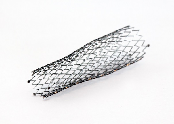 Nitinol expandable stent