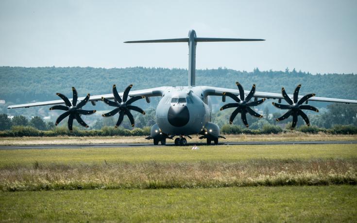 Military aircraft propeller blades