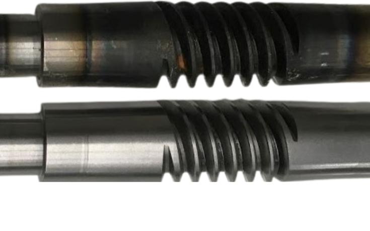 Component before after heat scale removal by wet blasting