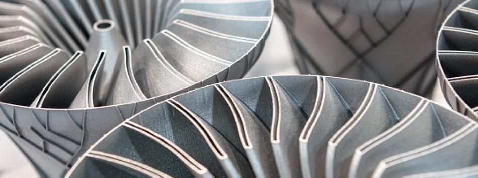 Complex Additive Manufactured component with complex internal channels