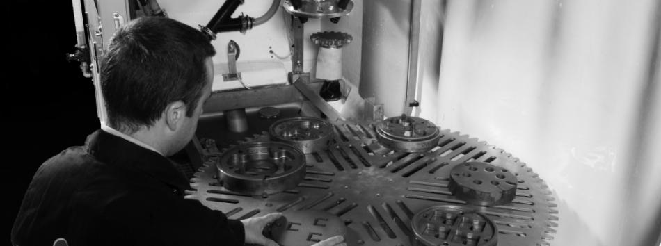 Finnish aluminium extrusion specialist, Vapormatt automated wet blast system, new production line