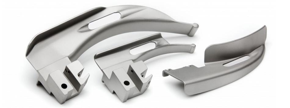 Wet blasted medical device