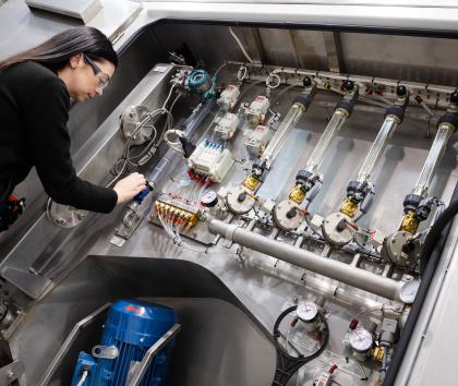 The maintenance area of the Vapormatt Sabre automatic wet blasting machine