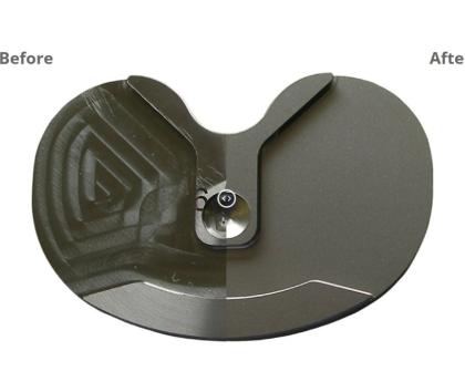 Medical implant knee component before and after wet blasting