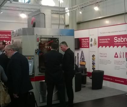 GrindTec 2014, wet blasting, Vapormatt Sabre