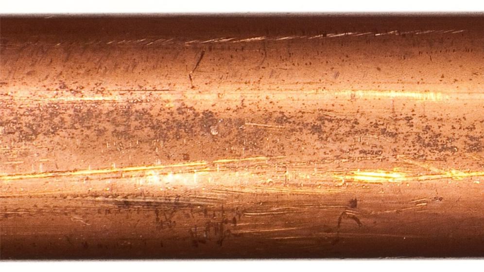 Copper feeder wire before wet blasting