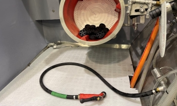 Vapormatt Puma + with barrel wet blasting machine