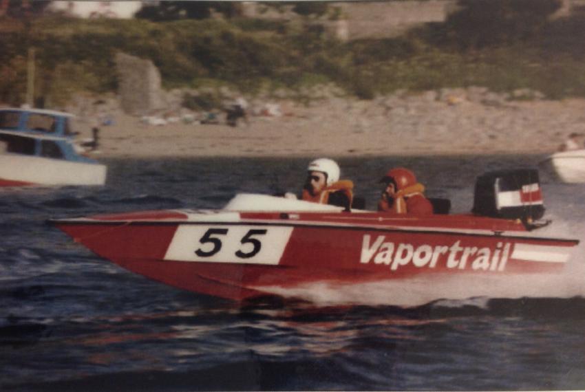 The Vapormatt power boat "Vaportrail" during a race