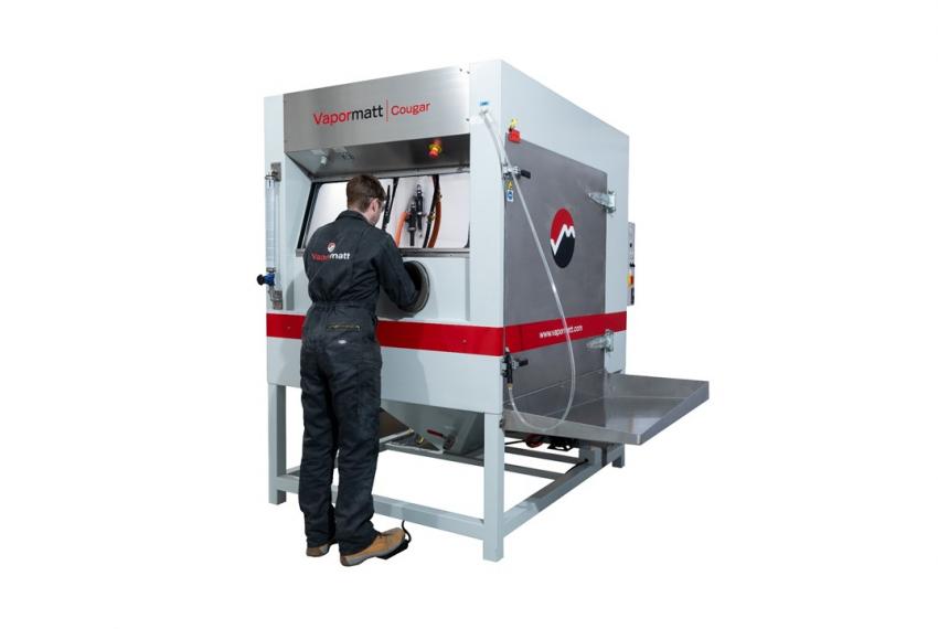 Vapormatt Cougar Manual Right Hand Side with Operator