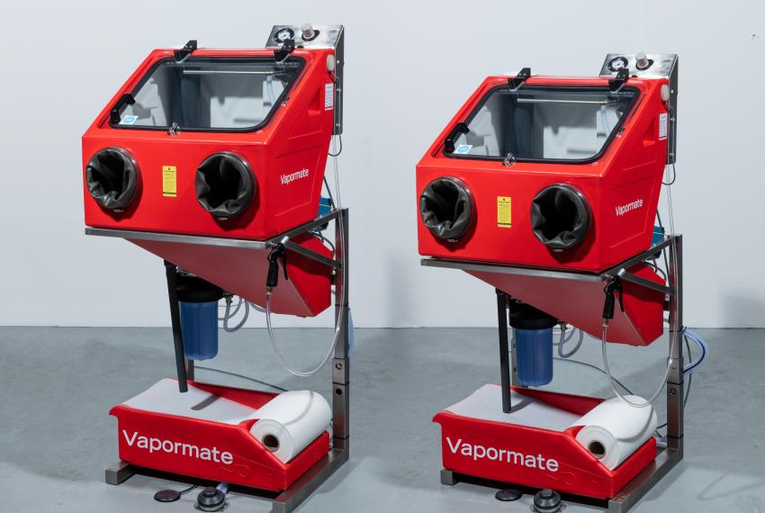 Vapormate Wet-Blasting manual system by Vapormatt (also known as Vapor Blasting or Vapour Blasting)