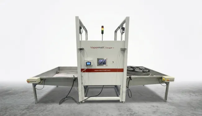 Vapormatt Cougar+ automatic wet blasting machine with two load ends