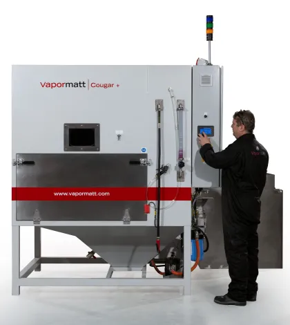 Vapormatt Cougar+ automatic wet blasting machine 3