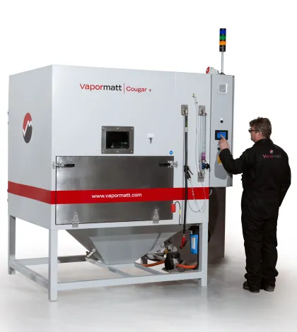 Vapormatt Cougar+ automatic wet blasting machine 4