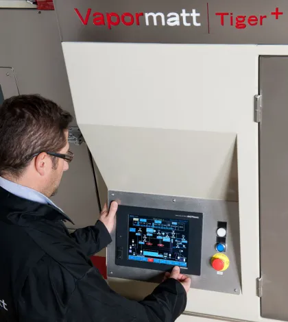 Vapormatt Tiger+ automatic wet blasting machine