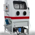 Vapormatt Puma manual wet blasting machine - left hand quarter view