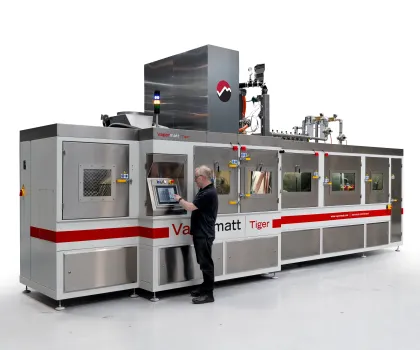 Vapormatt Tiger automatic wet blasting machine