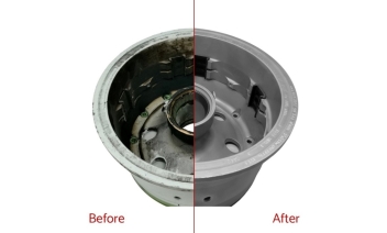 Aircraft wheel before and after wetblasting