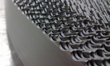 Vapomatt wet blasting, wet blasting of band saw blades
