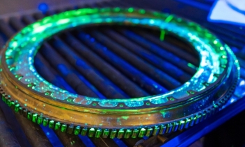 Fluorescent NDT Testing of an aerospace engine component