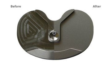 Part of a knee implant before and after wet blasting