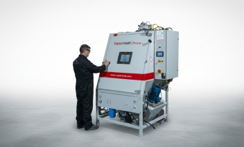 Vapormatt Puma+ automatic wet blasting machine