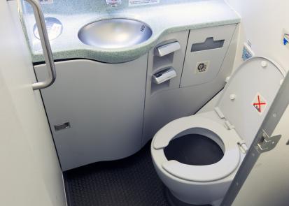 Aircraft lavatory
