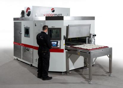 Vapormatt Jaguar automatic wet blasting machine