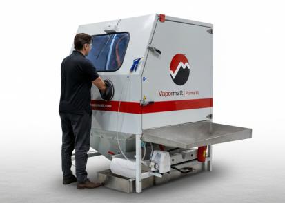 Vapormatt Puma XL manual wet blasting machine